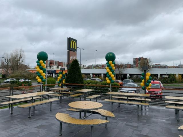 Réouverture McDonald's Villeneuve d'Ascq : décoration festive